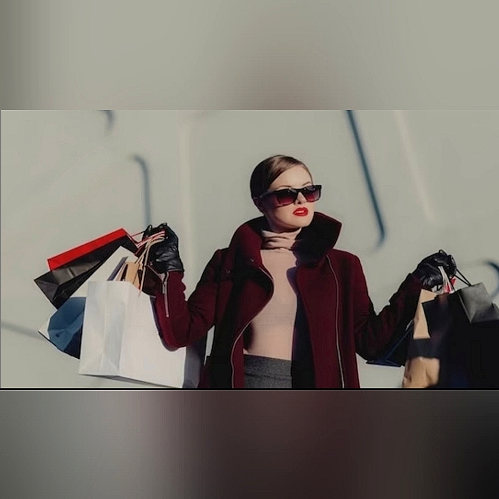 Live Show .....Luxury Clothing Unlisted Inventory✨️NWT/NWOT/PRE-LOVED